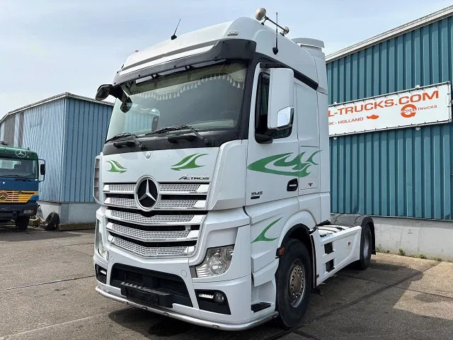 Mercedes-Benz Actros 1845 LS BIGSPACE (RETARDER / EURO 5 / TELLIGENT GEARBOX / FULL SPOILERSET / 2x DIESELTANK / AIRCONDITIONING) - Tegljač: slika 1 Mercedes-Benz Actros 1845 LS BIGSPACE (RETARDER / EURO 5 / TELLIGENT GEARBOX / FULL SPOILERSET / 2x DIESELTANK / AIRCONDITIONING) - Tegljač: slika 1