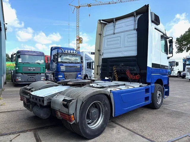 Mercedes-Benz Actros 1857 LS (MP1) MEGASPACE (EPS WITH CLUTCH (3-PEDALS) / RETARDER / REDUCTION AXLE / AIRCONDITIONING) - Tegljač: slika 3 Mercedes-Benz Actros 1857 LS (MP1) MEGASPACE (EPS WITH CLUTCH (3-PEDALS) / RETARDER / REDUCTION AXLE / AIRCONDITIONING) - Tegljač: slika 3