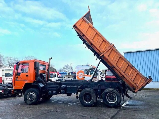 Volvo FL 12.380 6x6 FULL STEEL SUSPENSION MEILLER KIPPER (EURO 2 / MANUAL GEARBOX / REDUCTION AXLES / FULL STEEL SUSPENSION) - Istovarivač: slika 5 Volvo FL 12.380 6x6 FULL STEEL SUSPENSION MEILLER KIPPER (EURO 2 / MANUAL GEARBOX / REDUCTION AXLES / FULL STEEL SUSPENSION) - Istovarivač: slika 5