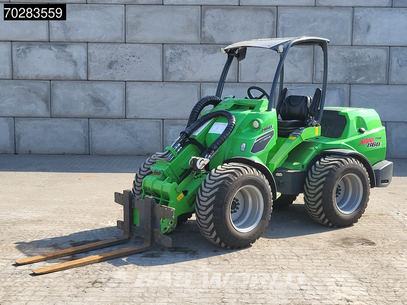 Avant M860i ATTACHMENTS INCLUDED - Utovarivač točkaš: slika 5 Avant M860i ATTACHMENTS INCLUDED - Utovarivač točkaš: slika 5