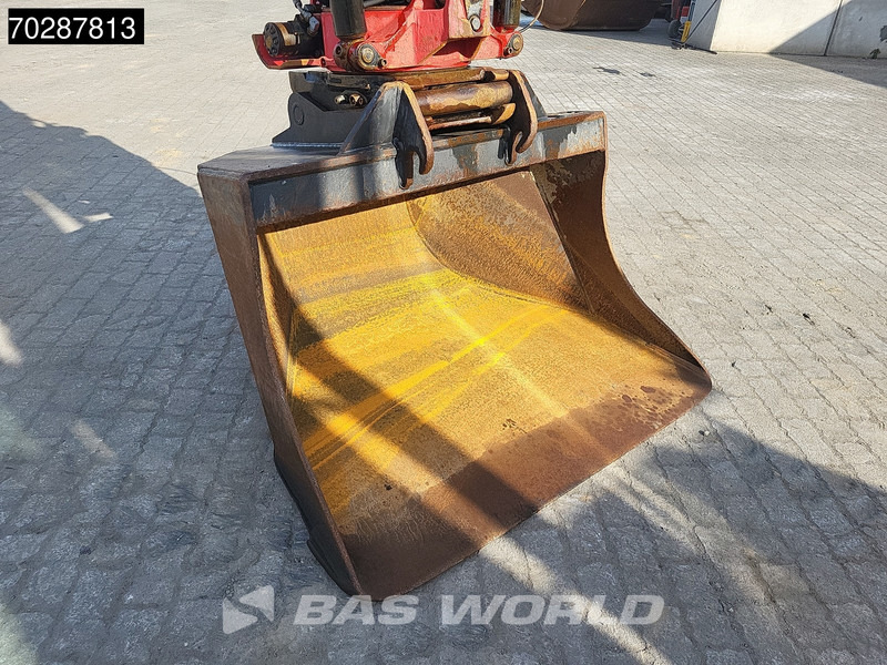 Bager točkaš Caterpillar M313 D OUTRIGGERS + BLADE: slika 17