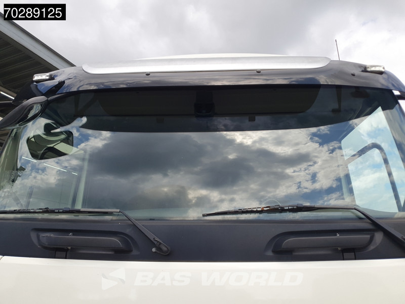 Kamion sa zatvorenim sandukom DAF CF 230 4X2 2000kg Ladebordwand Automatic 3 seats ACC Euro 6: slika 6