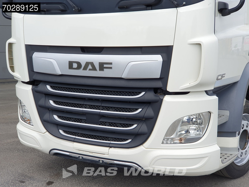 Kamion sa zatvorenim sandukom DAF CF 230 4X2 2000kg Ladebordwand Automatic 3 seats ACC Euro 6: slika 7