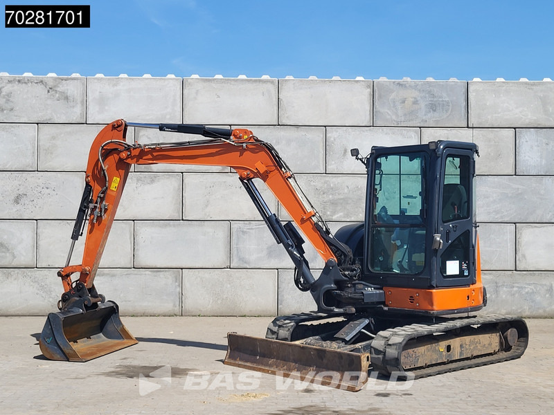 Hitachi ZX55 U-6 CLR A/C - 3 BUCKETS - Mini bager: slika 3 Hitachi ZX55 U-6 CLR A/C - 3 BUCKETS - Mini bager: slika 3
