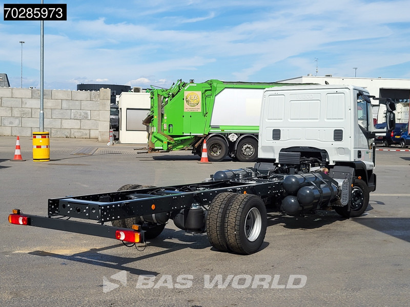 Iveco Eurocargo 120LE210 4X2 6x CNG Tanks Telma Manual Euro 6 - Kamion sa golom šasijom i zatvorenom kabinom: slika 5 Iveco Eurocargo 120LE210 4X2 6x CNG Tanks Telma Manual Euro 6 - Kamion sa golom šasijom i zatvorenom kabinom: slika 5