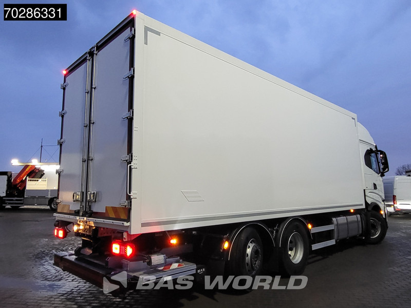 Iveco S-Way 490 6X2 2000kg Ladebordwand Lift/Steering Axle Automatic Navi ACC Euro 6 - Kamion sa zatvorenim sandukom: slika 5 Iveco S-Way 490 6X2 2000kg Ladebordwand Lift/Steering Axle Automatic Navi ACC Euro 6 - Kamion sa zatvorenim sandukom: slika 5