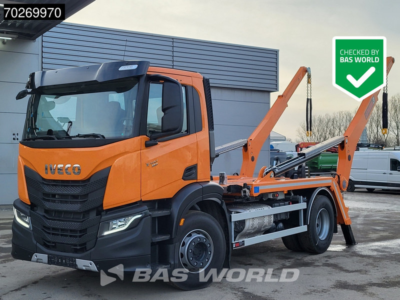 Iveco X-Way 360 4X2 NEW! HIAB 12tons skiploader Automatic Euro 6 - Kamion za utovaranje kontejnera: slika 1 Iveco X-Way 360 4X2 NEW! HIAB 12tons skiploader Automatic Euro 6 - Kamion za utovaranje kontejnera: slika 1