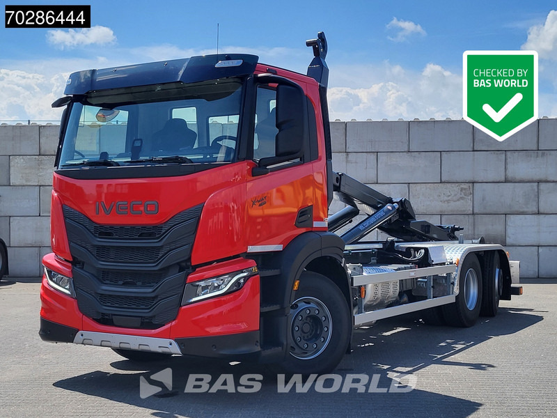 Iveco X-Way 460 6X2 NEW VDL S21-6400 Hooklift Lift+steering Axle Automatic Navi Euro 6 - Kamion sa hidrauličnom kukom: slika 1 Iveco X-Way 460 6X2 NEW VDL S21-6400 Hooklift Lift+steering Axle Automatic Navi Euro 6 - Kamion sa hidrauličnom kukom: slika 1