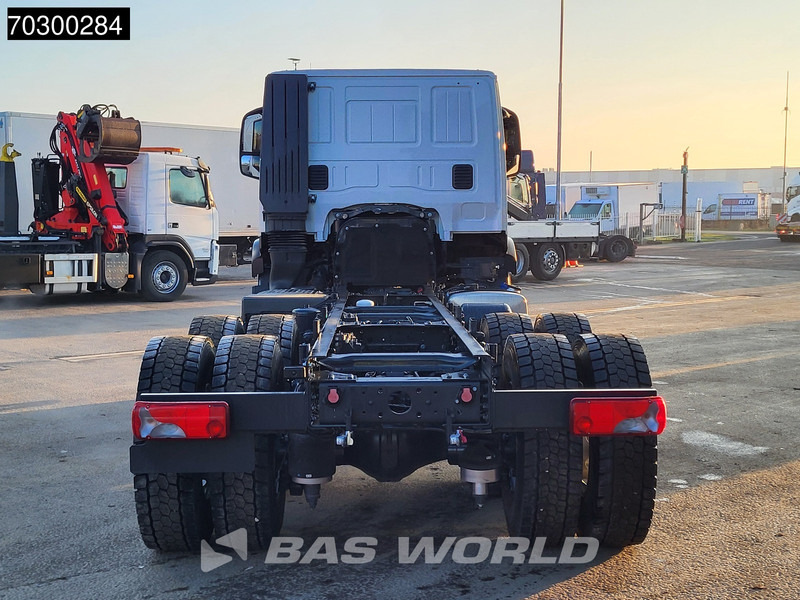Iveco X-Way 500 X-Way 6X4 NEW 6x4 chassis Sleepercab Rear Air suspension Automatic Euro 6 - Kamion sa golom šasijom i zatvorenom kabinom: slika 3 Iveco X-Way 500 X-Way 6X4 NEW 6x4 chassis Sleepercab Rear Air suspension Automatic Euro 6 - Kamion sa golom šasijom i zatvorenom kabinom: slika 3
