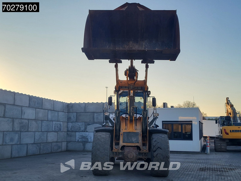 Utovarivač točkaš Liebherr L580: slika 9