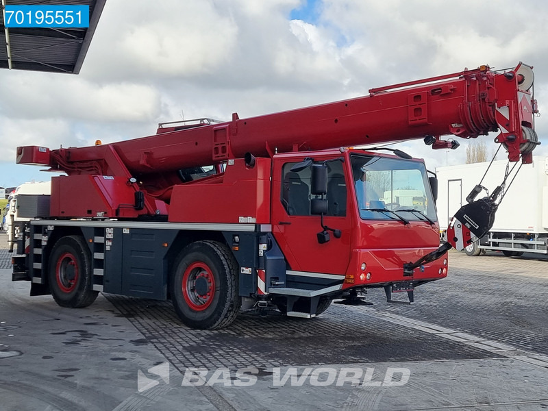 Liebherr LTM1030 LOW HOURS - REMOTE CONTROL - Autokran za teške terene: slika 5 Liebherr LTM1030 LOW HOURS - REMOTE CONTROL - Autokran za teške terene: slika 5