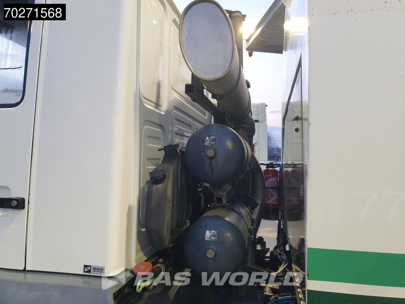 MAN LE 15.250 4X2 Eurovoirie Sweeper Manual Steelsuspension Euro 3 - Autočistilica: slika 5 MAN LE 15.250 4X2 Eurovoirie Sweeper Manual Steelsuspension Euro 3 - Autočistilica: slika 5