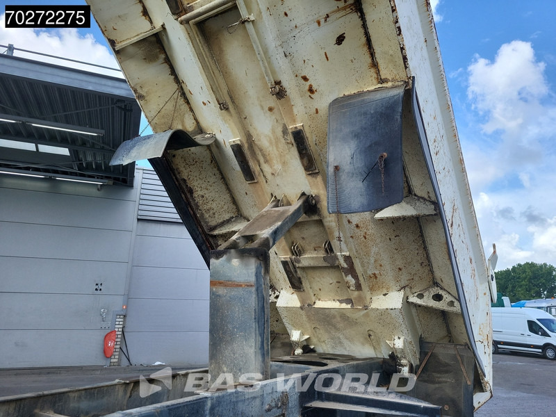 MAN TGA 41.430 8X6 23m3 Manual Big-Axle Steel suspension Euro 3 - Istovarivač: slika 3 MAN TGA 41.430 8X6 23m3 Manual Big-Axle Steel suspension Euro 3 - Istovarivač: slika 3