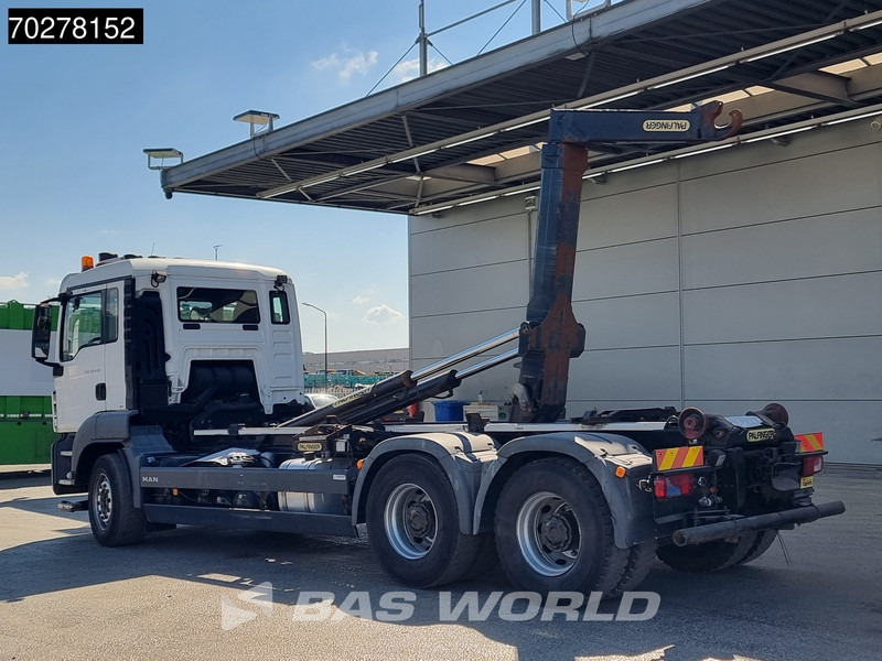 MAN TGS 33.440 6X4 20tons Palfinger T20-31 MPA hooklift Big-Axle Euro 6 - Kamion sa hidrauličnom kukom: slika 5 MAN TGS 33.440 6X4 20tons Palfinger T20-31 MPA hooklift Big-Axle Euro 6 - Kamion sa hidrauličnom kukom: slika 5