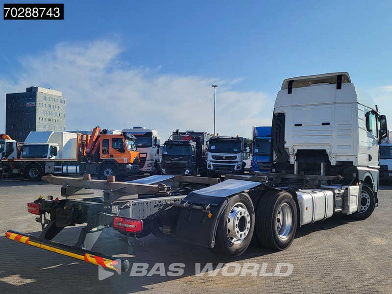 MAN TGX 26.470 6X2 BDF Retarder Lift-Axle LED Standairco Automatic Euro 6 - Kamion za prevoz kontejnera/ Kamion sa promenjivim sandukom: slika 5 MAN TGX 26.470 6X2 BDF Retarder Lift-Axle LED Standairco Automatic Euro 6 - Kamion za prevoz kontejnera/ Kamion sa promenjivim sandukom: slika 5