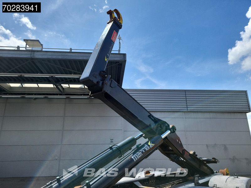 MAN TGX 28.460 6X2 Marrel AL20 S56 hooklift Automatic LiftAsche Euro 6 - Kamion sa hidrauličnom kukom: slika 3 MAN TGX 28.460 6X2 Marrel AL20 S56 hooklift Automatic LiftAsche Euro 6 - Kamion sa hidrauličnom kukom: slika 3
