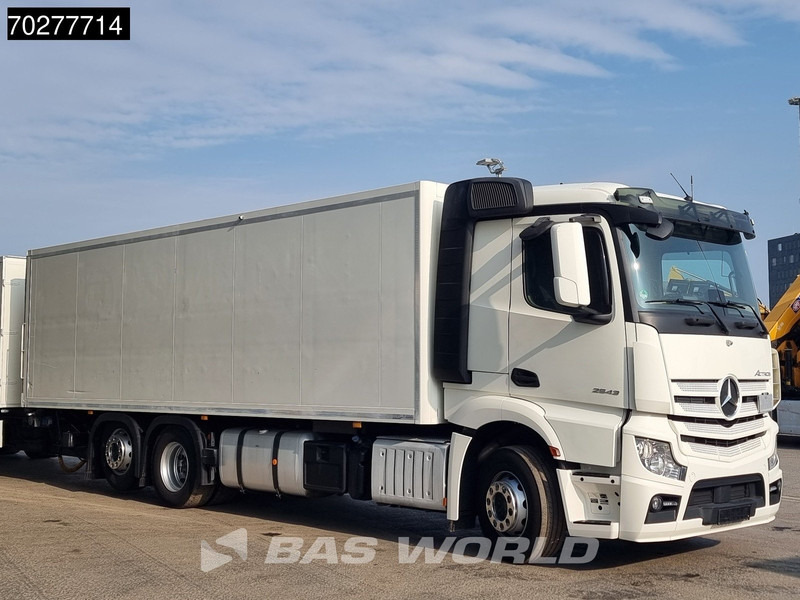 Mercedes-Benz Actros 2543 6X2 2000kg Ladebordwand Retarder Lift+Lenkachse Navi Automatic Euro 6 - Kamion sa zatvorenim sandukom: slika 3 Mercedes-Benz Actros 2543 6X2 2000kg Ladebordwand Retarder Lift+Lenkachse Navi Automatic Euro 6 - Kamion sa zatvorenim sandukom: slika 3