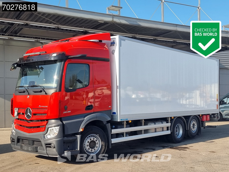 Mercedes-Benz Actros 2548 6X2 107.570 Kms! Full Air Mirror Cams Retarder Euro 6 Xenon - Kamion sa zatvorenim sandukom: slika 1 Mercedes-Benz Actros 2548 6X2 107.570 Kms! Full Air Mirror Cams Retarder Euro 6 Xenon - Kamion sa zatvorenim sandukom: slika 1