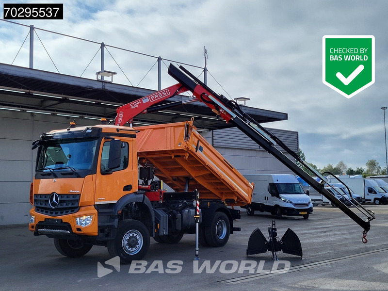 Mercedes-Benz Arocs 1835 4X4 4x4 Fassi F135AC.0.24 Crane Kran Meiller 3-Way Tipper Big-Axle - Istovarivač, Kamion sa dizalicom: slika 1 Mercedes-Benz Arocs 1835 4X4 4x4 Fassi F135AC.0.24 Crane Kran Meiller 3-Way Tipper Big-Axle - Istovarivač, Kamion sa dizalicom: slika 1