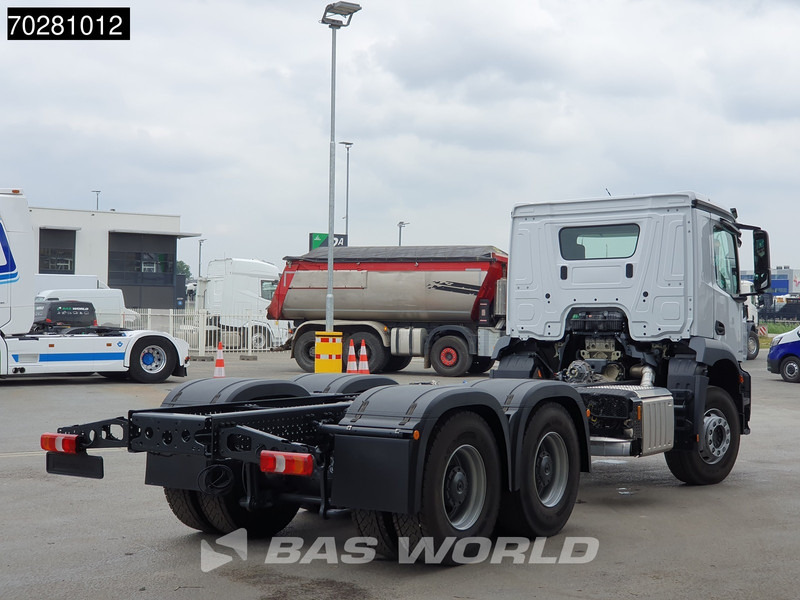 Mercedes-Benz Arocs 2636 6X4 NEW chassis Flange PTO Big-Axle Steelsuspension Euro 6 - Kamion sa golom šasijom i zatvorenom kabinom: slika 5 Mercedes-Benz Arocs 2636 6X4 NEW chassis Flange PTO Big-Axle Steelsuspension Euro 6 - Kamion sa golom šasijom i zatvorenom kabinom: slika 5