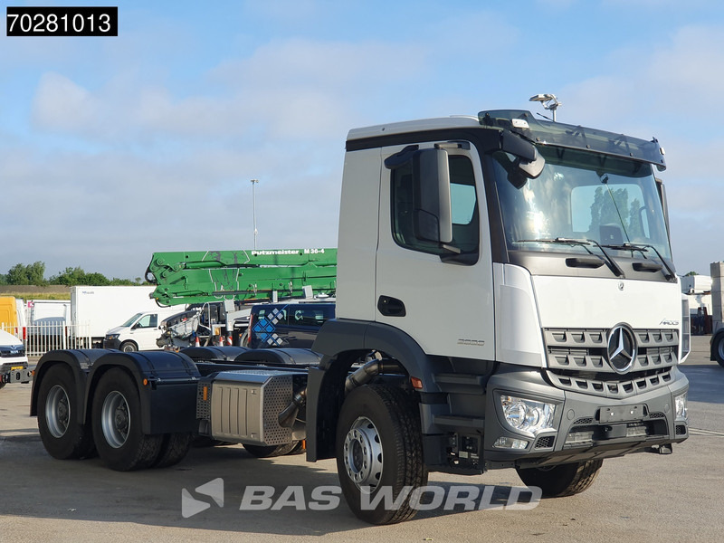 Mercedes-Benz Arocs 2636 6X4 NEW chassis Flywheel PTO Big-Axle Automatic Steelsuspension Euro 6 - Kamion sa golom šasijom i zatvorenom kabinom: slika 3 Mercedes-Benz Arocs 2636 6X4 NEW chassis Flywheel PTO Big-Axle Automatic Steelsuspension Euro 6 - Kamion sa golom šasijom i zatvorenom kabinom: slika 3