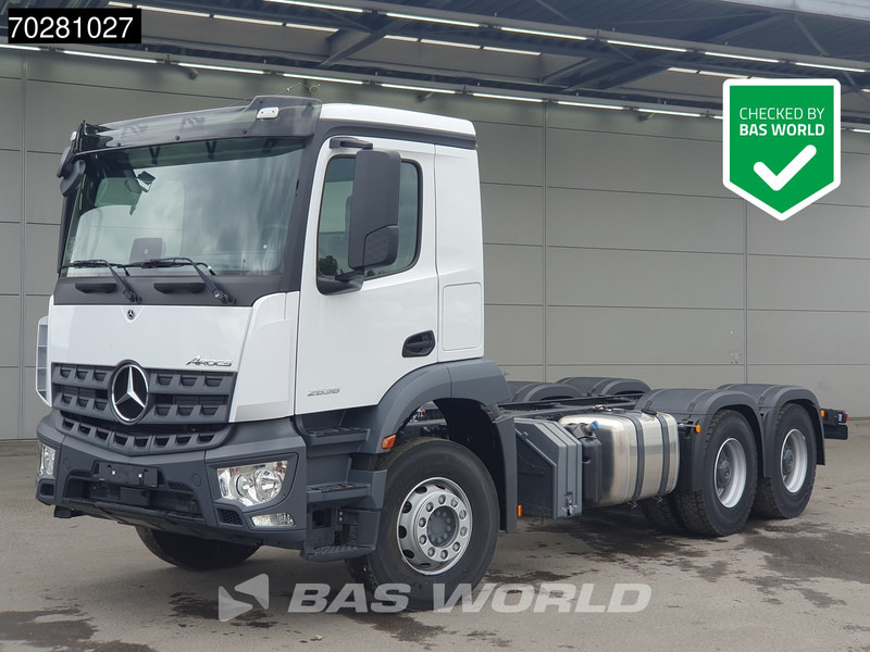Mercedes-Benz Arocs 2636 6X4 NEW chassis Flywheel PTO Big-Axle Automatic Steelsuspension Euro 6 - Kamion sa golom šasijom i zatvorenom kabinom: slika 1 Mercedes-Benz Arocs 2636 6X4 NEW chassis Flywheel PTO Big-Axle Automatic Steelsuspension Euro 6 - Kamion sa golom šasijom i zatvorenom kabinom: slika 1