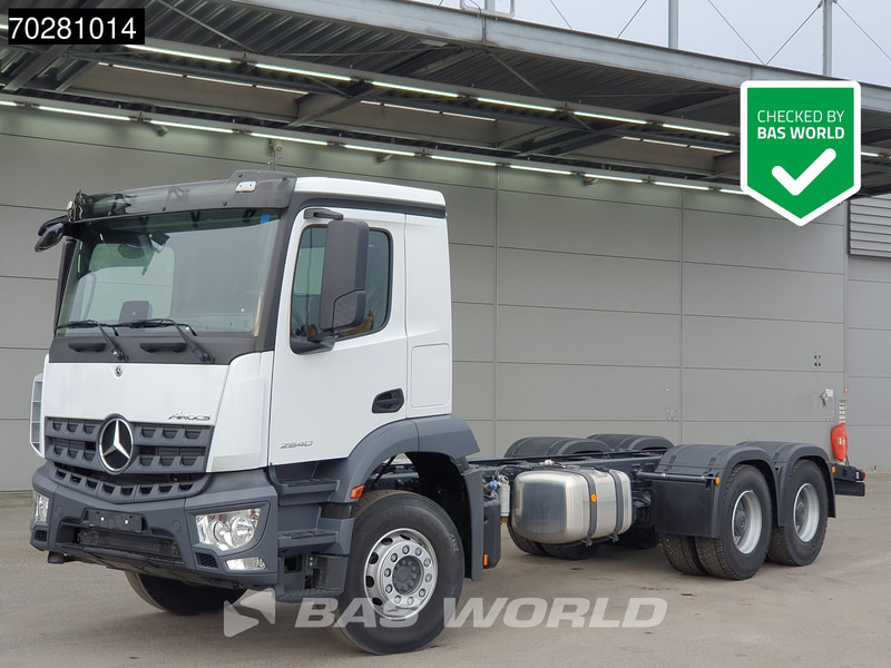 Mercedes-Benz Arocs 2640 6X4 NEW Chassis Big-Axle Automatic Euro 6 - Kamion sa golom šasijom i zatvorenom kabinom: slika 1 Mercedes-Benz Arocs 2640 6X4 NEW Chassis Big-Axle Automatic Euro 6 - Kamion sa golom šasijom i zatvorenom kabinom: slika 1