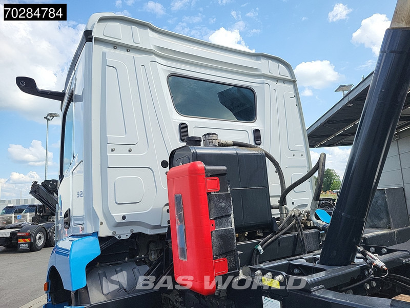 Mercedes-Benz Arocs 3243 8X4 16m3 tipper Big-Axle Steelsuspension Automatic Navi Euro 6 - Istovarivač: slika 5 Mercedes-Benz Arocs 3243 8X4 16m3 tipper Big-Axle Steelsuspension Automatic Navi Euro 6 - Istovarivač: slika 5