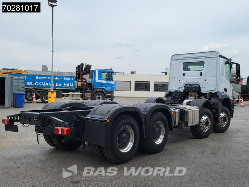 Mercedes-Benz Arocs 3743 8X4 NEW chassis Big-Axle Alcoa's Euro 6 - Kamion sa golom šasijom i zatvorenom kabinom: slika 5 Mercedes-Benz Arocs 3743 8X4 NEW chassis Big-Axle Alcoa's Euro 6 - Kamion sa golom šasijom i zatvorenom kabinom: slika 5