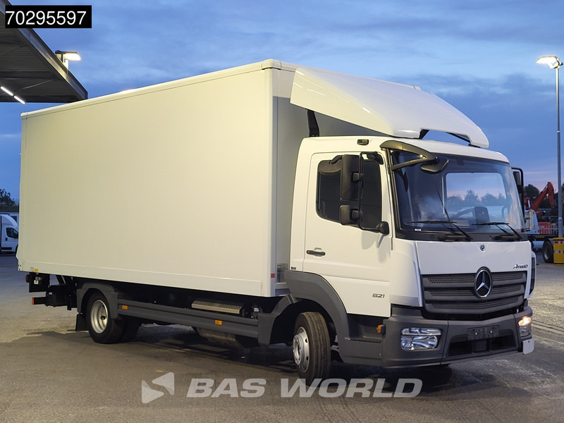 Kamion sa zatvorenim sandukom Mercedes-Benz Atego 821 4X2 Ladebordwand Euro 6: slika 10