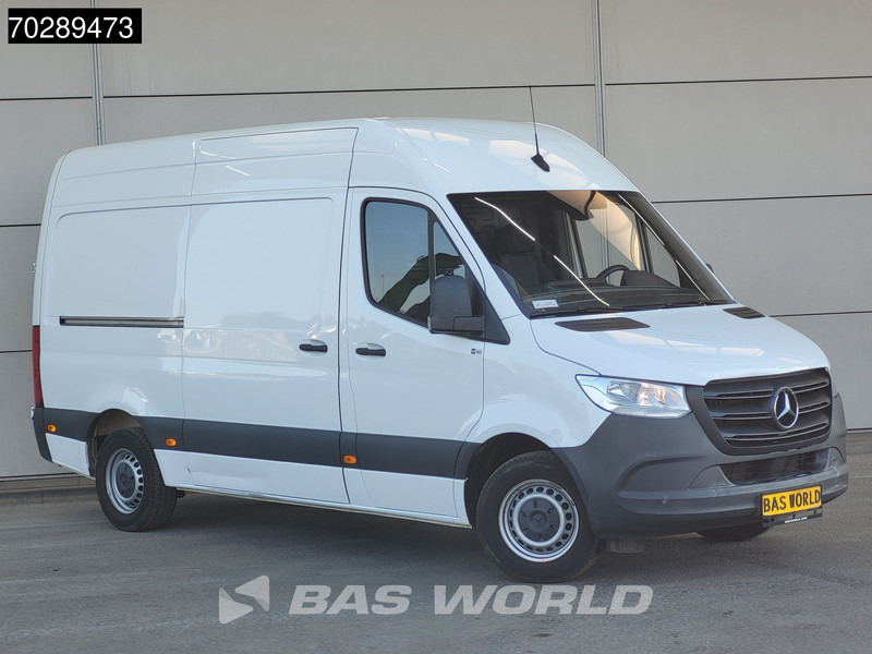 Mercedes-Benz Sprinter 315 CDI Automaat L2H2 150PK Airco Cruise Camera MBUX CarPlay Euro6 L2 12m3 A/C Cruise control - Furgon: slika 3 Mercedes-Benz Sprinter 315 CDI Automaat L2H2 150PK Airco Cruise Camera MBUX CarPlay Euro6 L2 12m3 A/C Cruise control - Furgon: slika 3