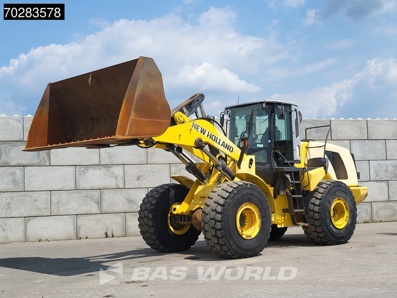 New Holland W270 - Utovarivač točkaš: slika 3 New Holland W270 - Utovarivač točkaš: slika 3
