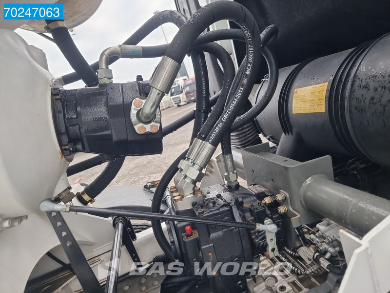 Mikser za beton novi Sitrak G5.350 8X4 NEW! 8m3 Liebherr Mixer Steel suspension: slika 8