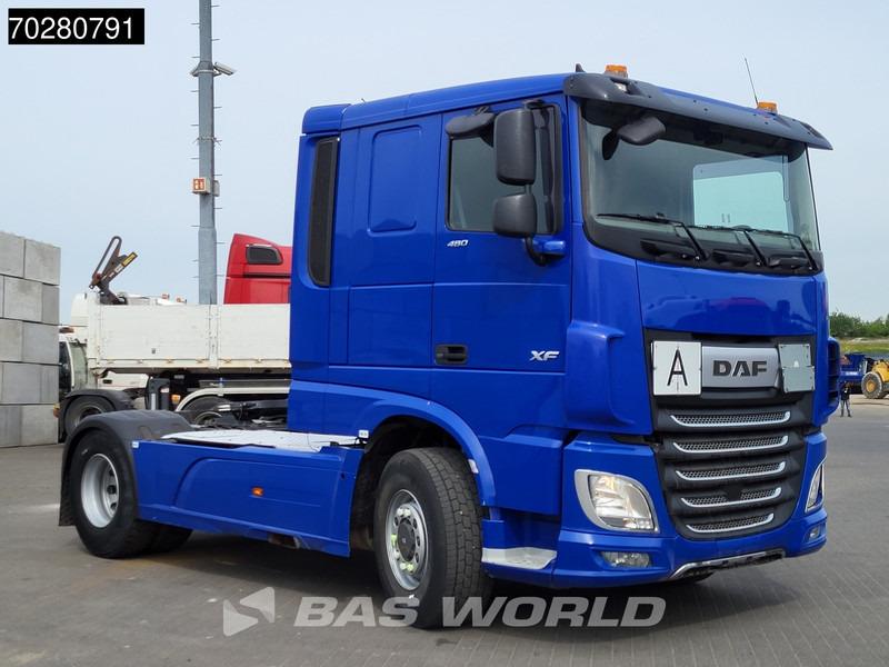 DAF XF 480 4X4 ComfortCab 4x4 PXP Hydrauliek ACC Euro 6 - Tegljač: slika 3 DAF XF 480 4X4 ComfortCab 4x4 PXP Hydrauliek ACC Euro 6 - Tegljač: slika 3
