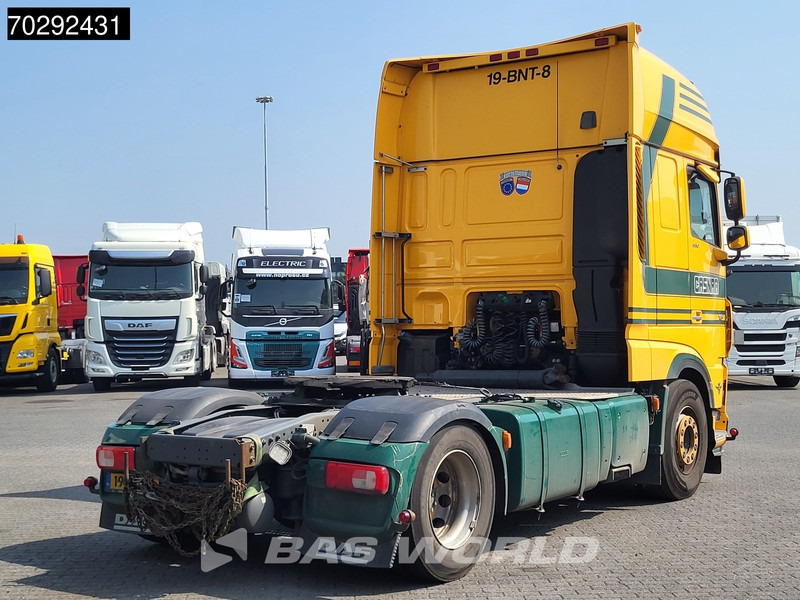 DAF XF 530 4X2 BROKEN ENGINE! NL-Truck Retarder Standairco 2xTanks ACC Euro 6 - Tegljač: slika 5 DAF XF 530 4X2 BROKEN ENGINE! NL-Truck Retarder Standairco 2xTanks ACC Euro 6 - Tegljač: slika 5