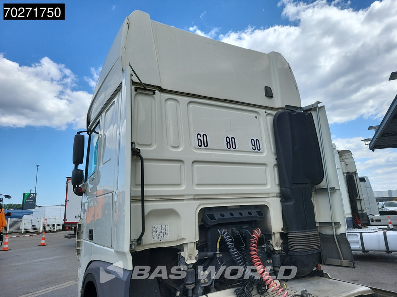 DAF XF 530 4X2 BROKEN ENGINE! Retarder Standklima ACC Euro 6 - Tegljač: slika 5 DAF XF 530 4X2 BROKEN ENGINE! Retarder Standklima ACC Euro 6 - Tegljač: slika 5