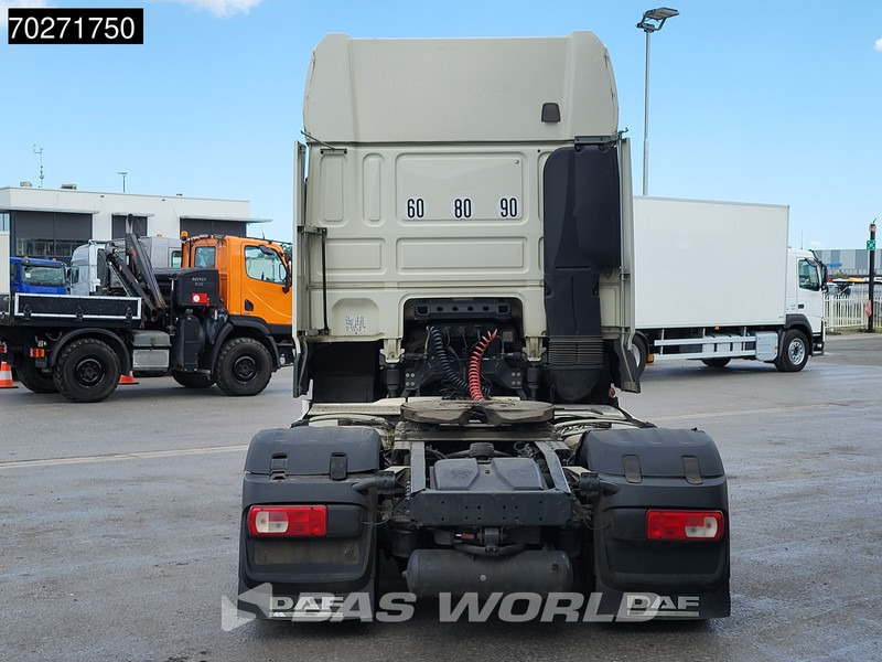 DAF XF 530 4X2 BROKEN ENGINE! Retarder Standklima ACC Euro 6 - Tegljač: slika 3 DAF XF 530 4X2 BROKEN ENGINE! Retarder Standklima ACC Euro 6 - Tegljač: slika 3