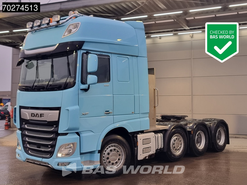 DAF XF 530 XF 8X4 Big-Axle Lift+lenkachse Retarder PTO Hydraulik StandKlima ACC LED Euro 6 - Tegljač: slika 1 DAF XF 530 XF 8X4 Big-Axle Lift+lenkachse Retarder PTO Hydraulik StandKlima ACC LED Euro 6 - Tegljač: slika 1