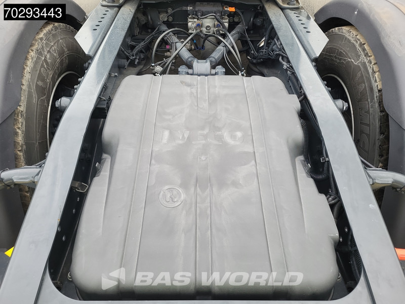 Tegljač Iveco S-Way 490 4X2 Retarder Standairco 2xTanks ACC LED Navi Euro 6: slika 10 Tegljač Iveco S-Way 490 4X2 Retarder Standairco 2xTanks ACC LED Navi Euro 6: slika 10