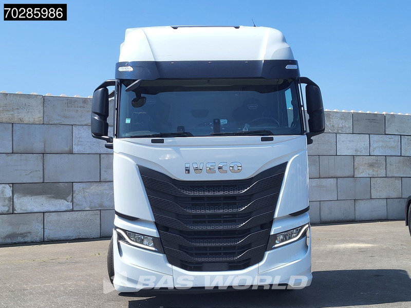 Iveco S-Way 490 4X2 Retarder Standklima 2xTanks Navi ACC LED Euro 6 - Tegljač: slika 5 Iveco S-Way 490 4X2 Retarder Standklima 2xTanks Navi ACC LED Euro 6 - Tegljač: slika 5