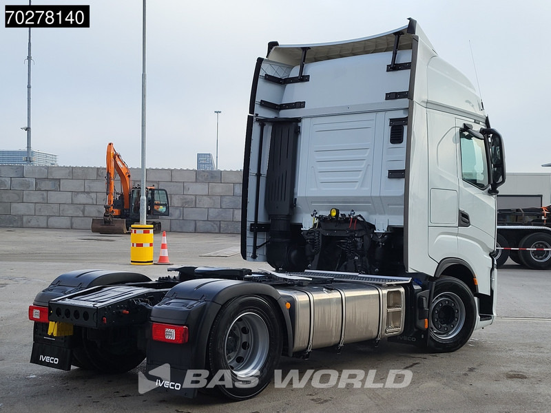 Iveco S-Way 500 4X2 NEW MY24! 2x Tanks Standklima ACC LED Euro 6 - Tegljač: slika 5 Iveco S-Way 500 4X2 NEW MY24! 2x Tanks Standklima ACC LED Euro 6 - Tegljač: slika 5
