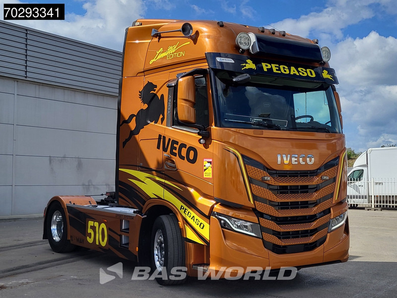 Iveco S-Way 510 S-Way 4X2 Full-Air Retarder 2xTanks Leder Standklima Alcoa LED Navi ACC Euro 6 - Tegljač: slika 3 Iveco S-Way 510 S-Way 4X2 Full-Air Retarder 2xTanks Leder Standklima Alcoa LED Navi ACC Euro 6 - Tegljač: slika 3