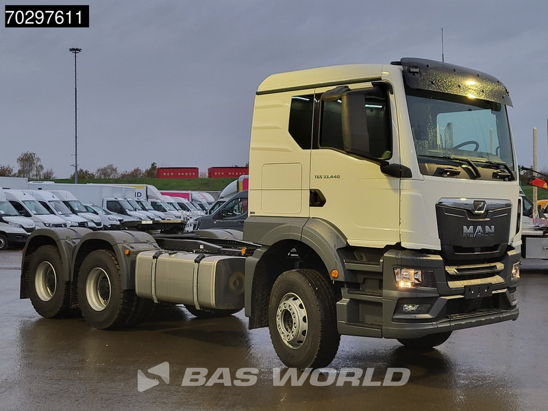 MAN TGS 33.440 6X4 NEW! TN Manual Full-Steel Big-Axle Drumbrakes Euro 2 - Tegljač: slika 3 MAN TGS 33.440 6X4 NEW! TN Manual Full-Steel Big-Axle Drumbrakes Euro 2 - Tegljač: slika 3