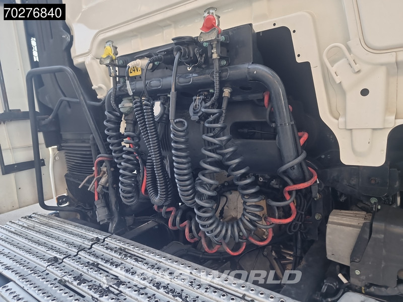 MAN TGX 18.460 4X2 XLX 2x Tanks Navi - Tegljač: slika 5 MAN TGX 18.460 4X2 XLX 2x Tanks Navi - Tegljač: slika 5