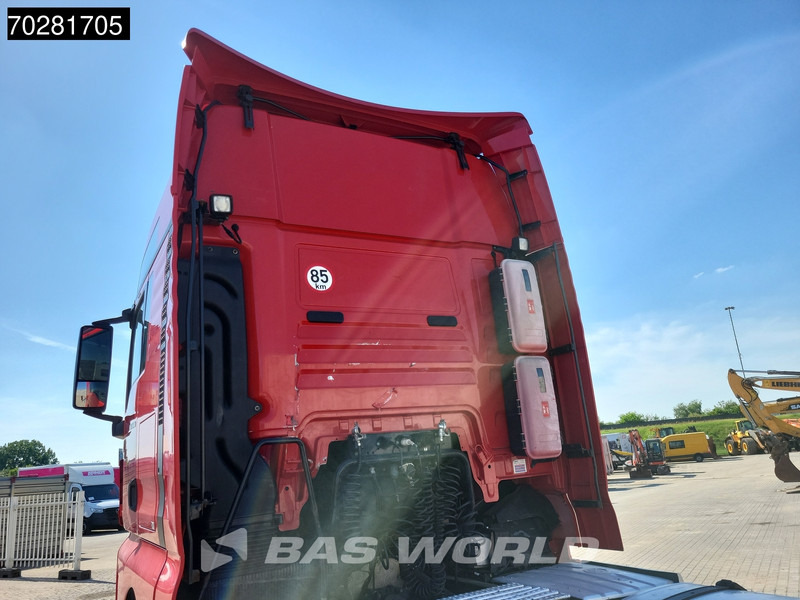 MAN TGX 18.460 TGX 4X2 XXL Retarder 2x Tanks - Tegljač: slika 5 MAN TGX 18.460 TGX 4X2 XXL Retarder 2x Tanks - Tegljač: slika 5