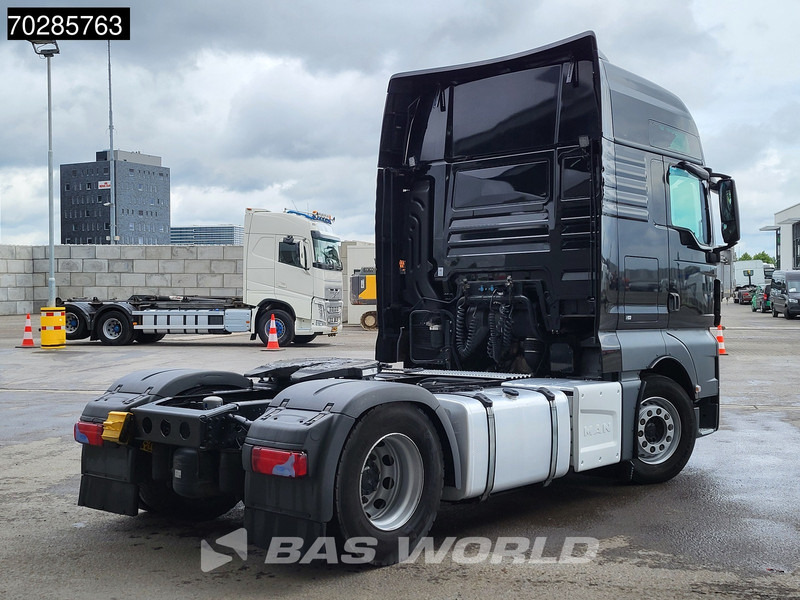 MAN TGX 18.470 4X2 XXL 2x Tanks Retarder Navi Standklima ACC - Tegljač: slika 5 MAN TGX 18.470 4X2 XXL 2x Tanks Retarder Navi Standklima ACC - Tegljač: slika 5
