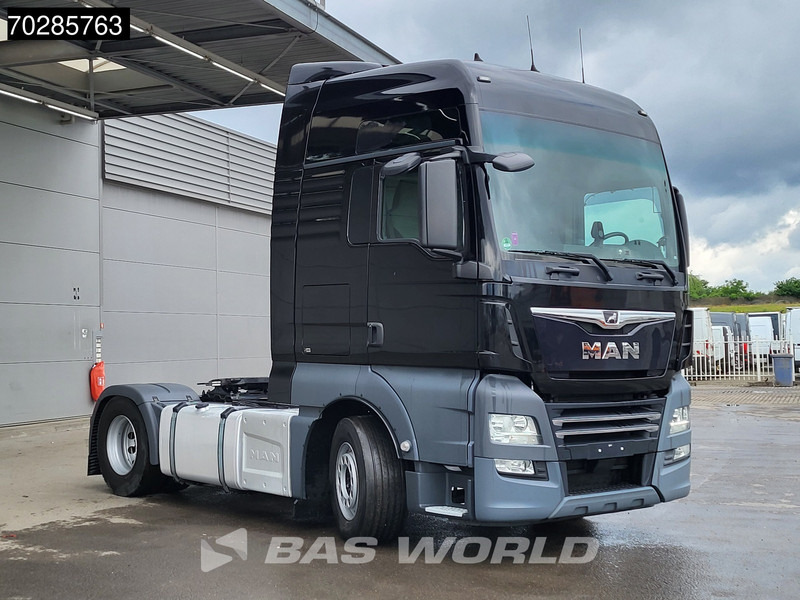 MAN TGX 18.470 4X2 XXL 2x Tanks Retarder Navi Standklima ACC - Tegljač: slika 3 MAN TGX 18.470 4X2 XXL 2x Tanks Retarder Navi Standklima ACC - Tegljač: slika 3