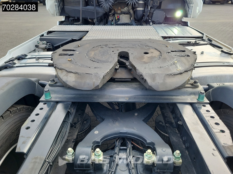 MAN TGX 18.480 4X2 GM Retarder Full-Air 2x Tanks Standklima LED - Tegljač: slika 5 MAN TGX 18.480 4X2 GM Retarder Full-Air 2x Tanks Standklima LED - Tegljač: slika 5