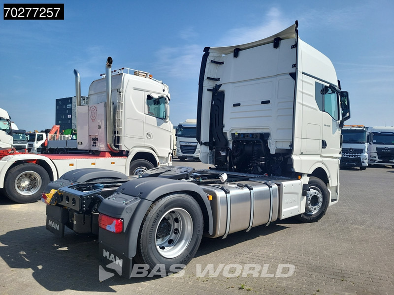 MAN TGX 18.520 4X2 NEW! GX Retarder 2x Tanks Standklima ACC - Tegljač: slika 5 MAN TGX 18.520 4X2 NEW! GX Retarder 2x Tanks Standklima ACC - Tegljač: slika 5
