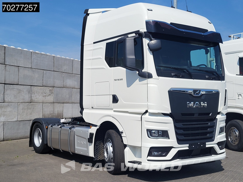 MAN TGX 18.520 4X2 NEW! GX Retarder 2x Tanks Standklima ACC - Tegljač: slika 3 MAN TGX 18.520 4X2 NEW! GX Retarder 2x Tanks Standklima ACC - Tegljač: slika 3